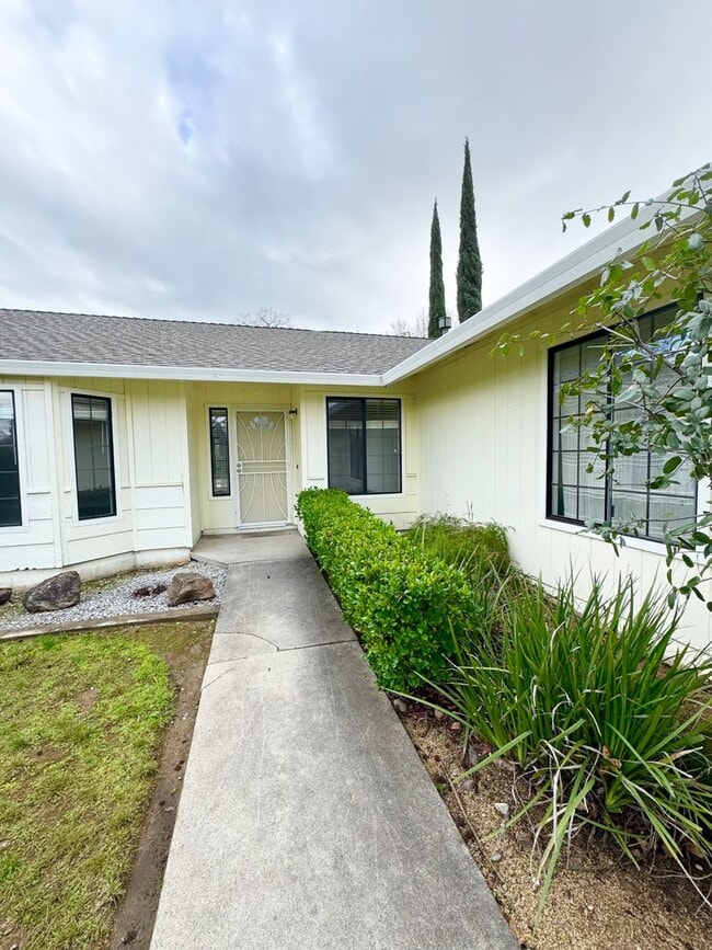 Photo - 4 Bedroom in Candlewood Subdivision