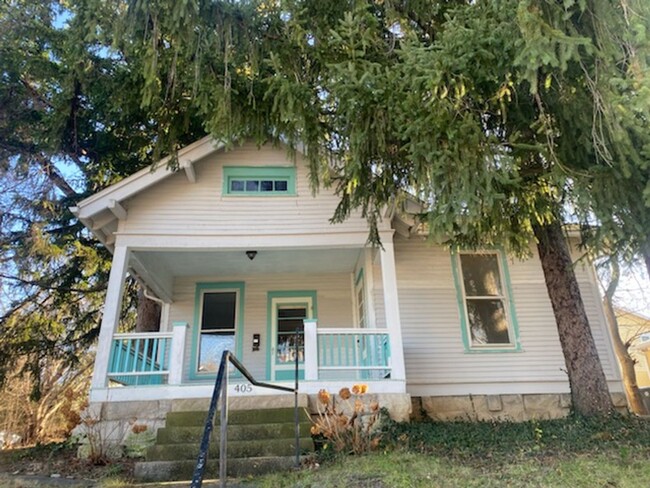 Building Photo - 405 S Lincoln St Rental