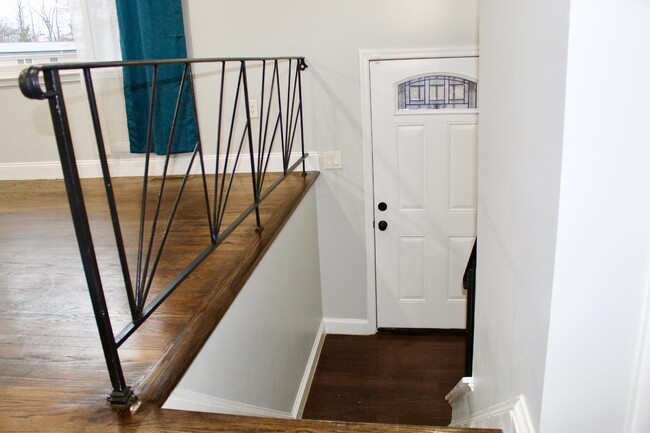 Photo - 5707 Alan Dr