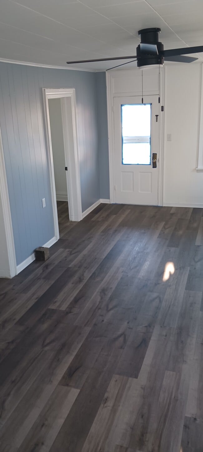 Photo - 86 N Blettner Ave