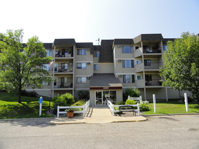 Apartments For Rent In Bloomington Mn Forrent Com