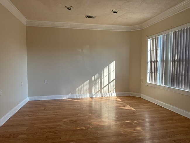 Photo - 132 Villacrest Dr