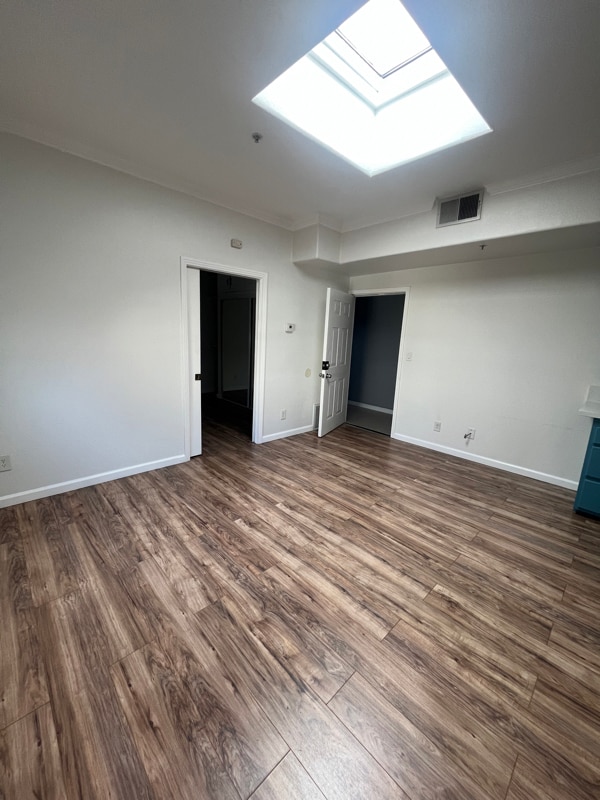 Photo - 1072 Laguna Ave