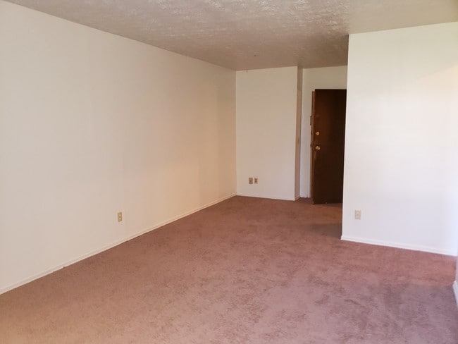 Photo - Brookview Apartments