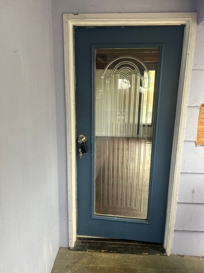 Photo - RYDEs Triplex 5739 7th St Ct E Bradenton Unit B