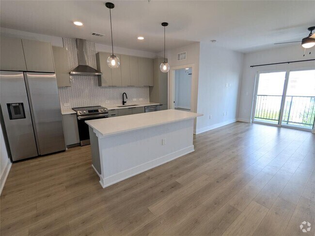 Building Photo - 2500 Longview St Unit 416 Rental