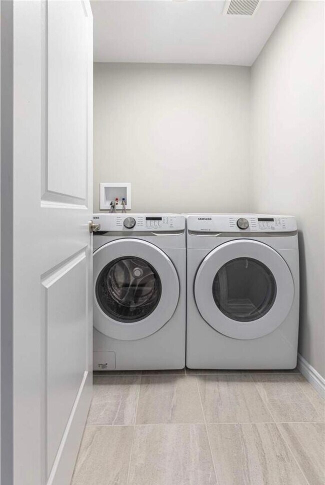 Photo - 2773 Asima Dr