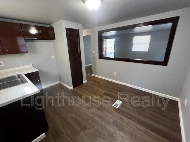 Photo - 33 McKinley Ave