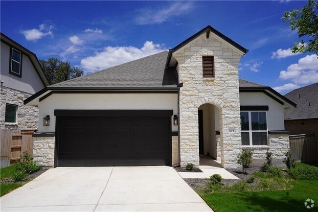 Building Photo - 621 Pinnacle View Dr Rental