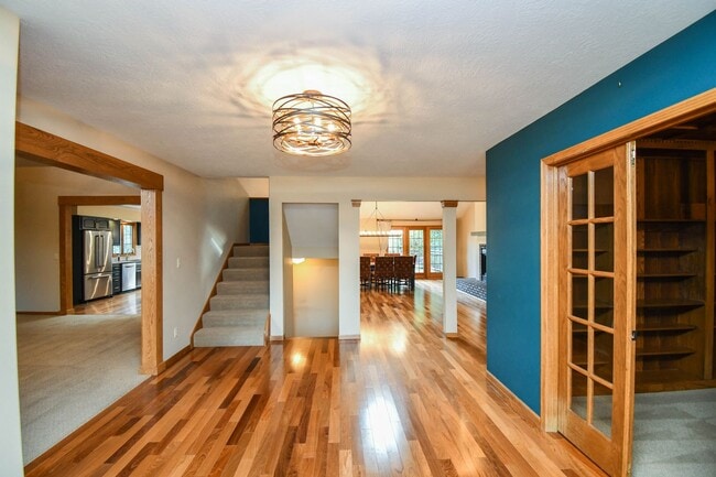 Photo - 4404 S Yellowstone Ln