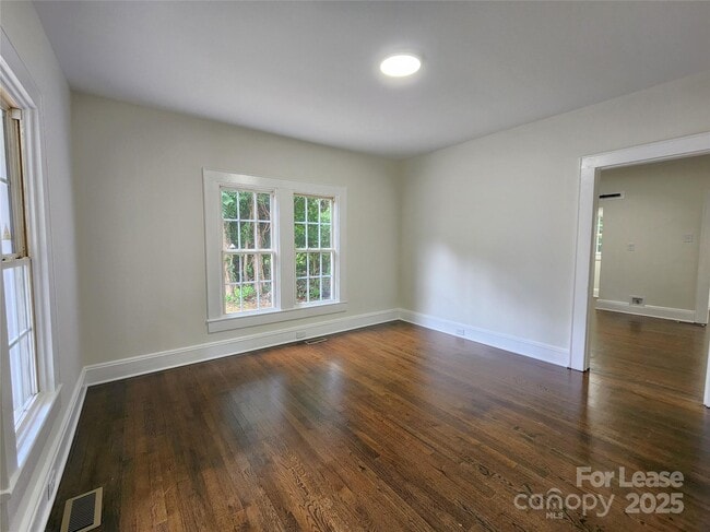 Photo - 179 Duval St NW