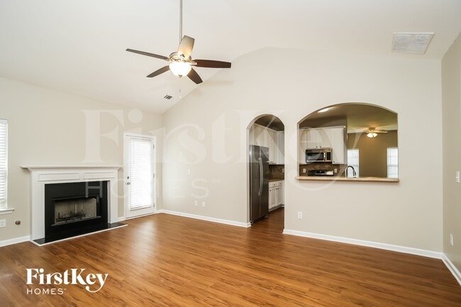 Photo - 23 Hamilton Blvd NW