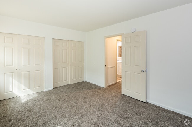 1BR, 1BA - 640SF