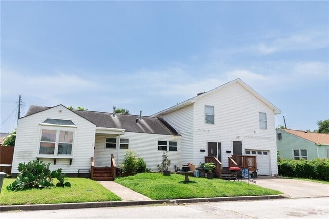 Building Photo - 5311 Perry Ave Rental