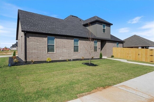 Photo - 6900 SW High Meadow Blvd