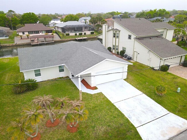 Photo - 19 Cedarfield Ct