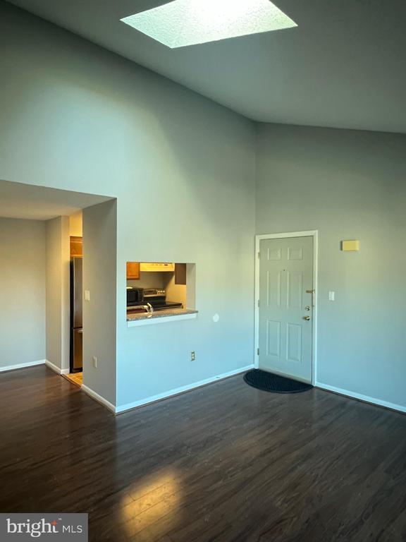 1315 Ravens Crest Dr