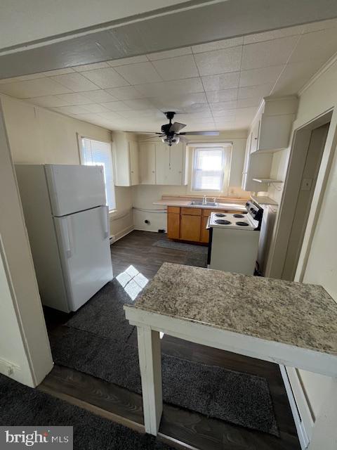 215 N Railroad Ave