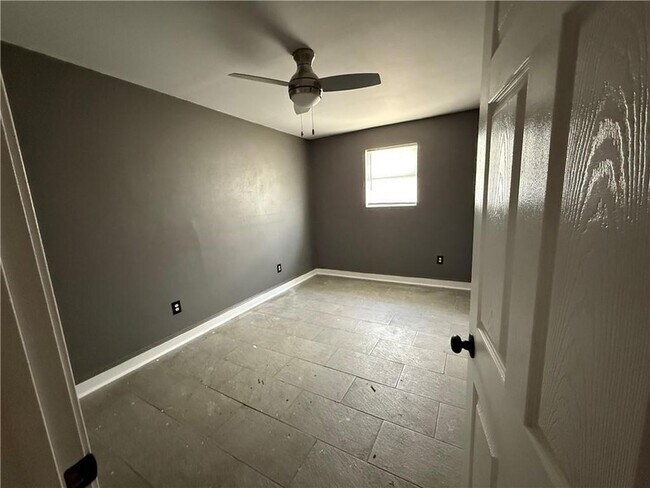 Photo - 2925 Daniel Dr