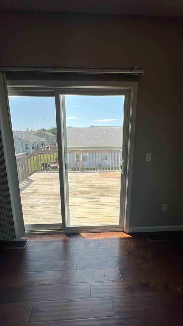 Photo - 4 bedrooms 2 bathrooms Duplex in Washington