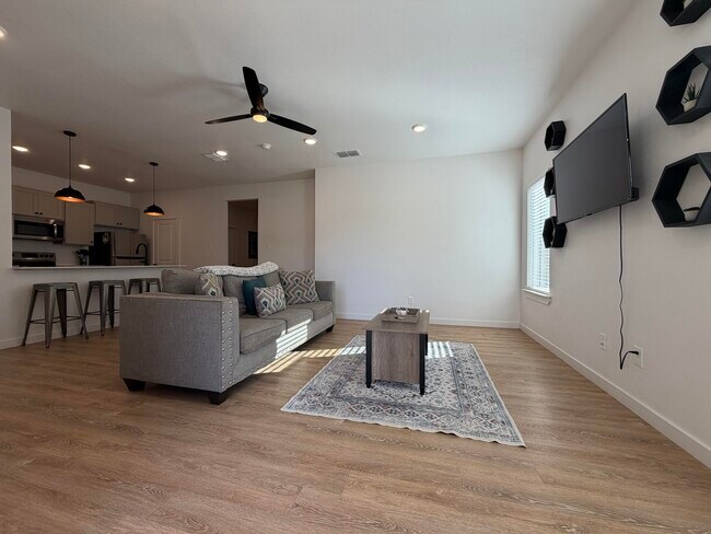 Photo - 5807 Virginia Ave