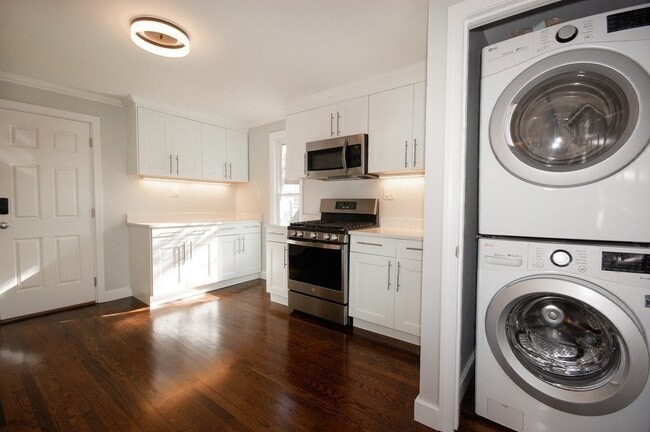 Photo - 30 Thornley St Unit 2