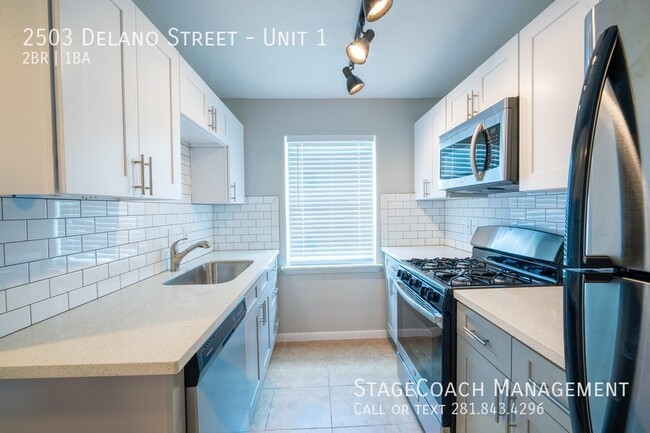 Beautiful 2 bed 1 bath! Located just minut... - Beautiful 2 bed 1 bath! Located just minut... Apartment Unit 1