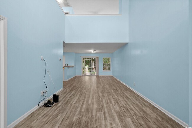 Photo - 1096 Harvester Cir