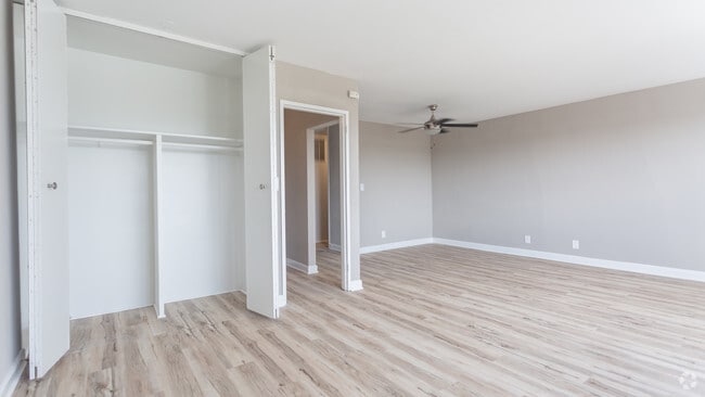 Studio - 500SF