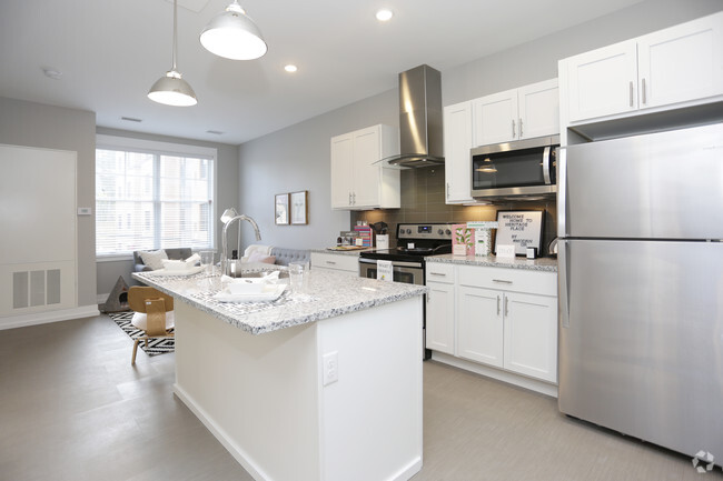 1 Bedroom Kitchen - Heritage Place Apartments