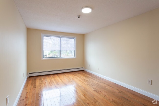 1 Bd, 1 Ba - Bedroom