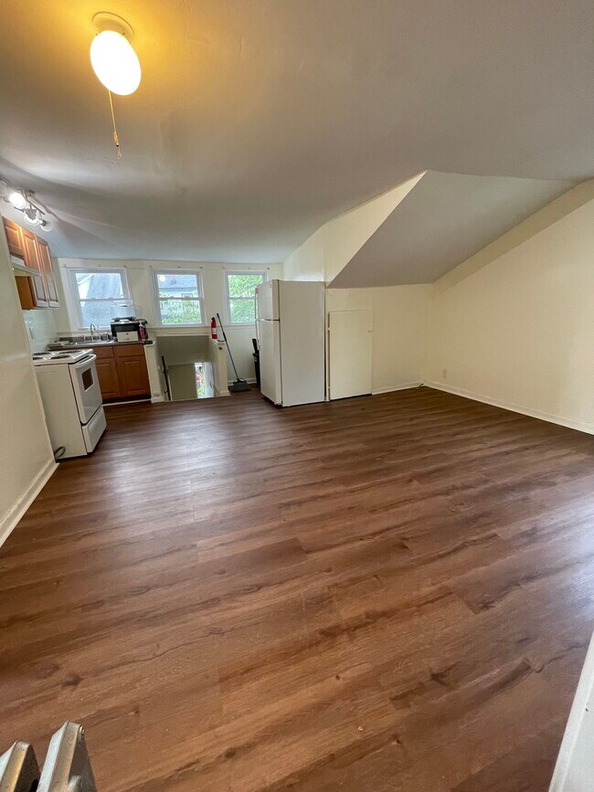 Photo - 26 Park Dr N Unit 1