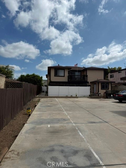 17102 Oak Ln Unidad 4