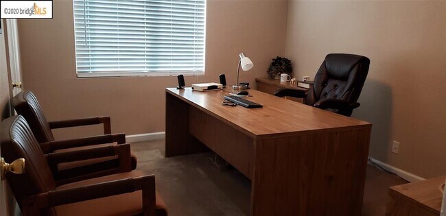 Photo - 223 California Ave