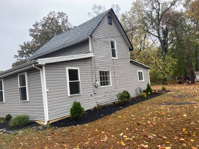 Photo - 903 Cattell Rd