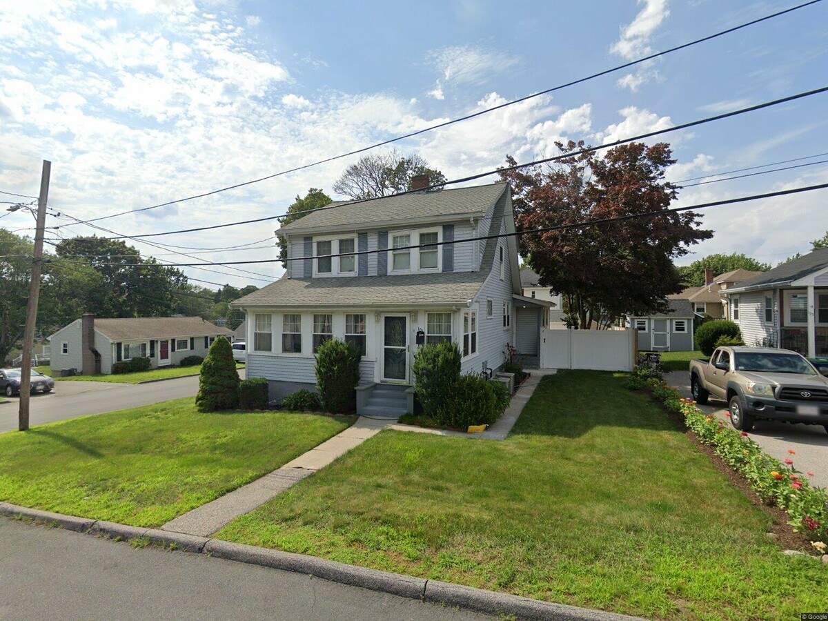 Photo - 105 Bickford Rd Unit #1