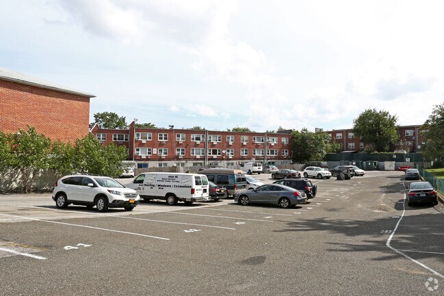 Photo - Balsam Village