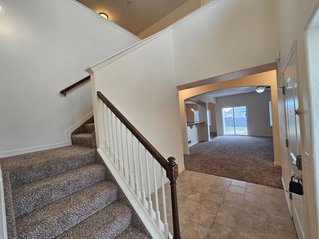 Photo - 6573 Roundup Butte St