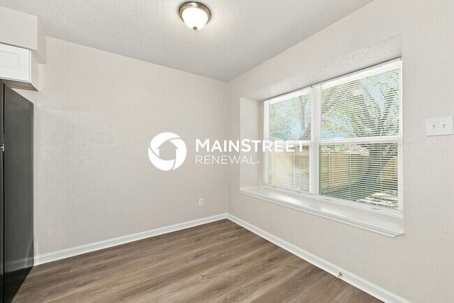 4 Bedroom Pet-Friendly Home in ARLINGTON, TX with Main Street Renewal