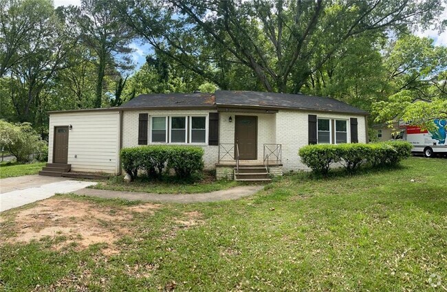 Building Photo - 3258 Raymond Dr Rental