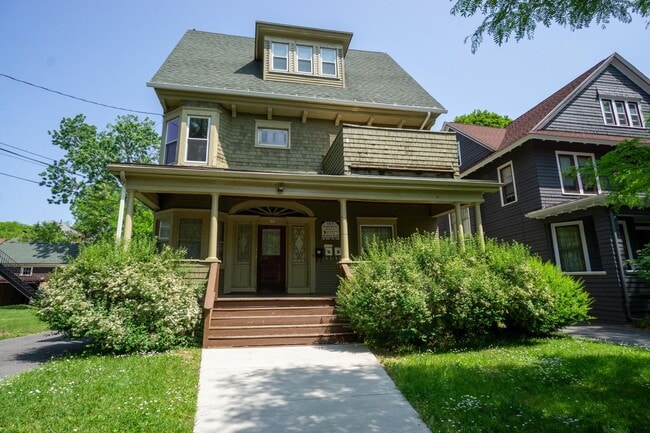 Available 6/1/26 Great Value Hardwood Floo... - Available 6/1/26 Great Value Hardwood Floo... Apartment Unit Concord 117.2