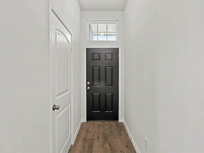 Photo - 8361 Horned Maple Trl