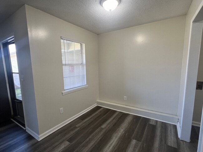 Photo - 820 Sharpe Rd Unidad A