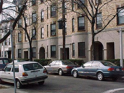 Building Photo - 116 Willow St Unit 116-03