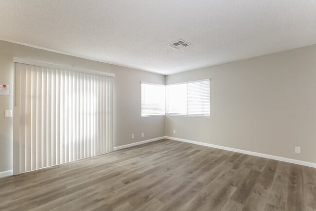 Photo - 316 Clifton Heights Dr