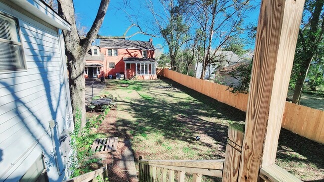 Photo - 3124 S Perry St