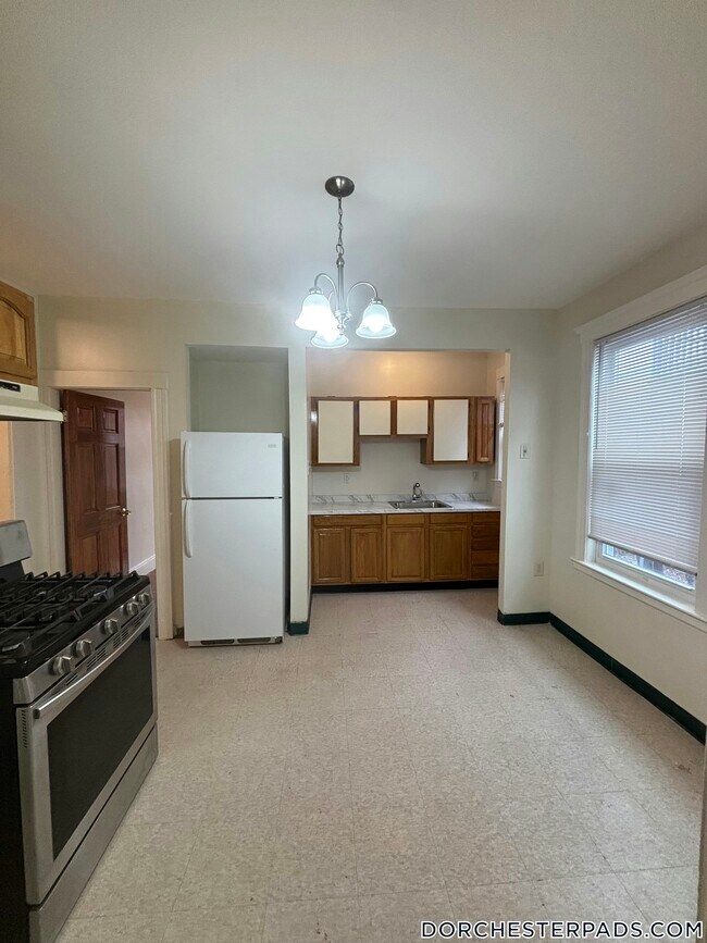 Photo - 19 Mora St Unit 4