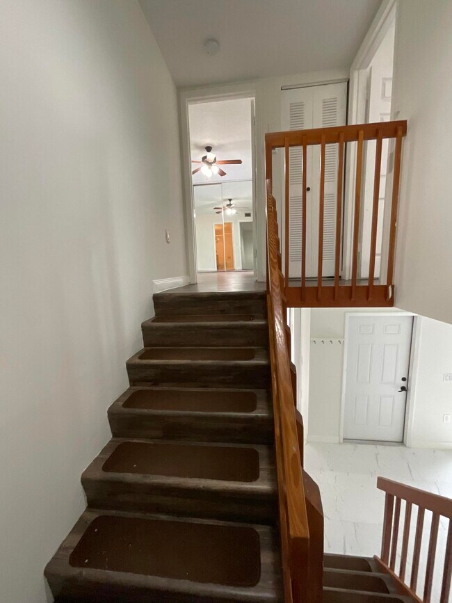 Photo - 7420 74th Way