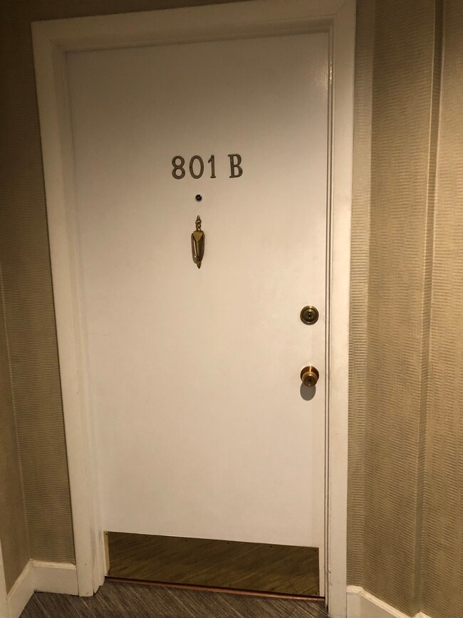 Photo - 3415 West End Ave Unidad 801B Continental