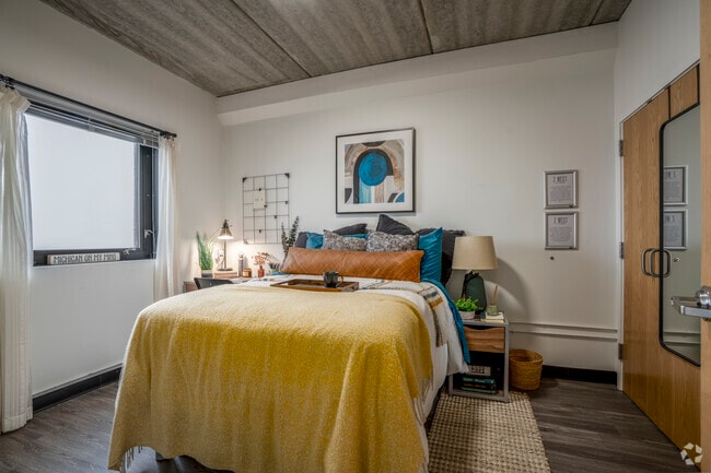 B1 Alt 2 - 2BR, 2BA - 729SF - Bedroom 1 - Z West Apartments